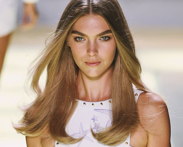 ArizonaMuseVersace Milan Fashion Week: Versace Spring 2012