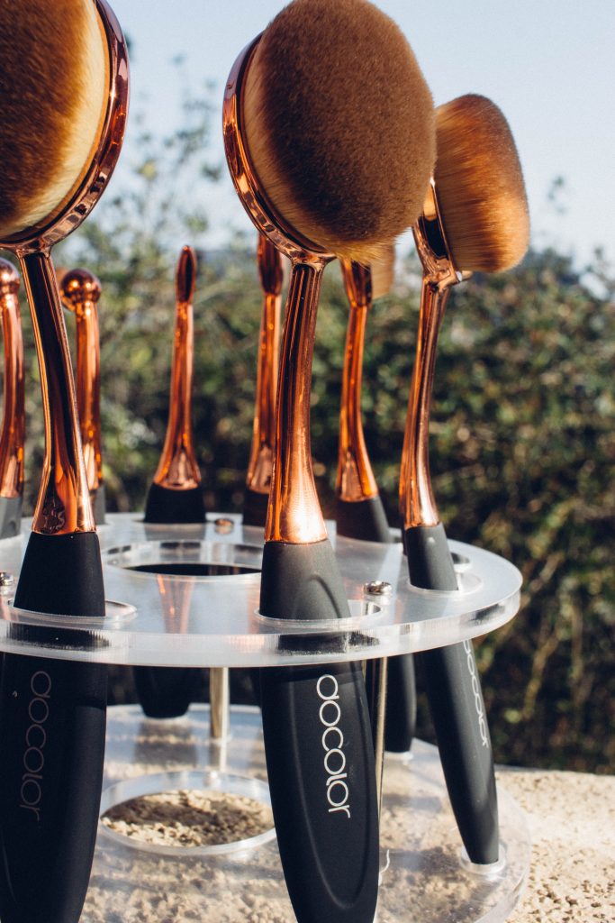 Docolor Oval Brush Artis Dupe