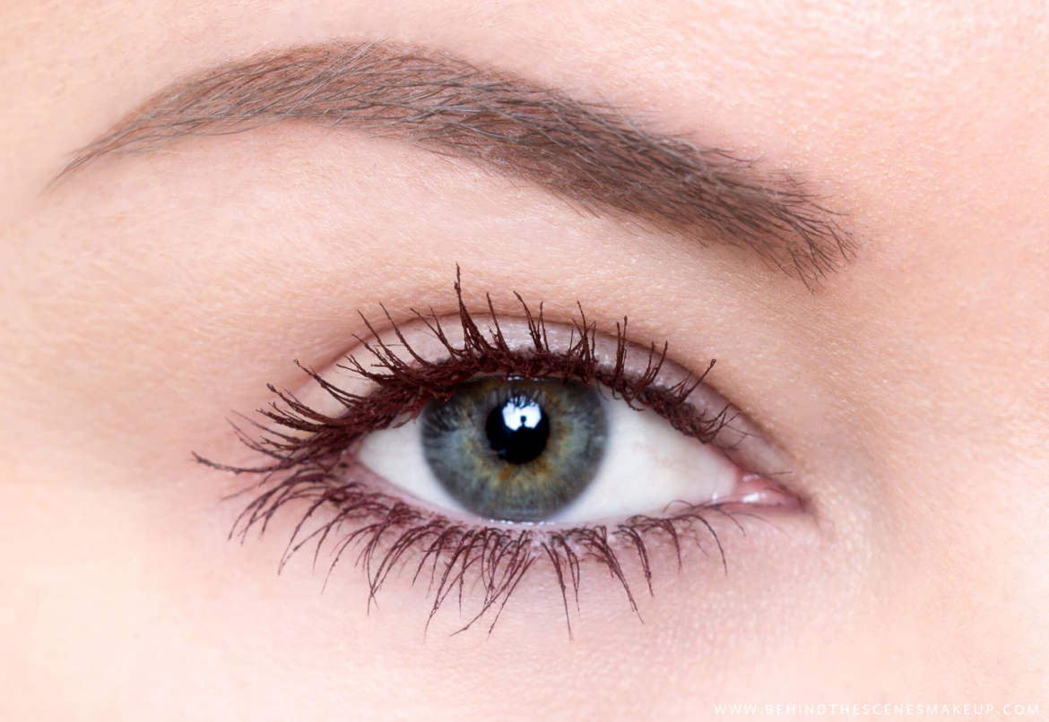 L'Oreal Voluminous Mascara Review // The Drugstore Mascara Pros Love